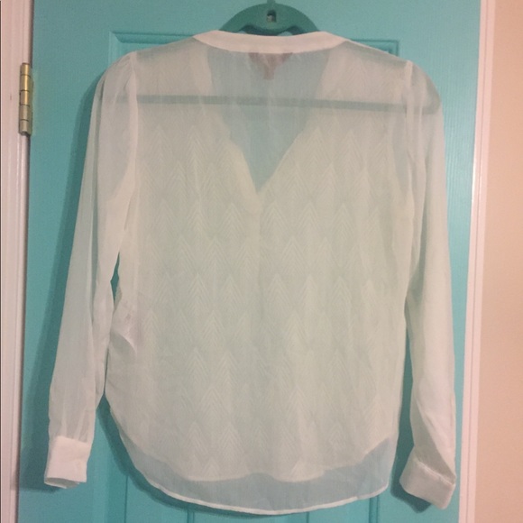 Banana Republic Shear, white, sophisticated top - Picture 2 of 4